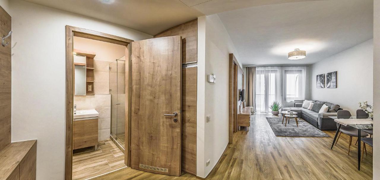 Apartment Art Homes *